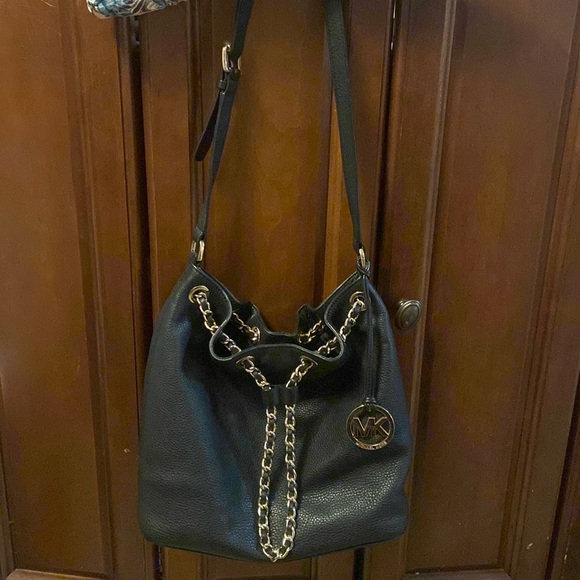 MICHAEL Michael Kors Handbags - Michael Kors black and gold bag